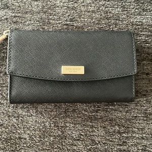 Barley used Kate spade wristlet